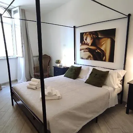 Sant' Andrea 7 Appartamento *